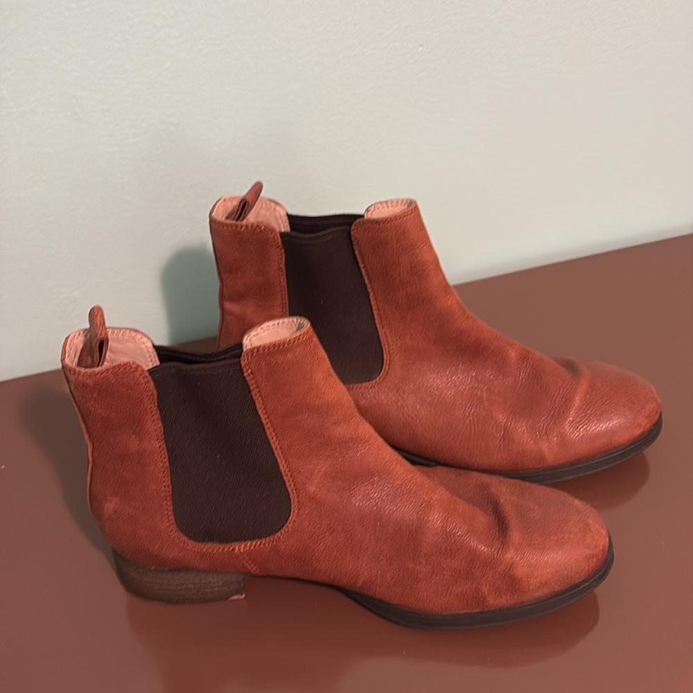 Clark’s Mariella Busby boot Woman’s size 7 $30
